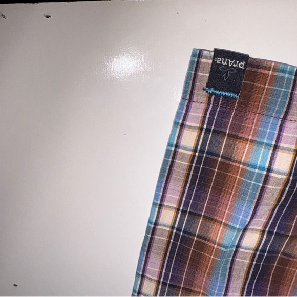 PrAna Snap Button Down Short Sleeve Shirt Madras Brown Blue Plaid Men’s Medium - Picture 9 of 9